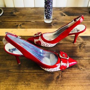 🆕 GUESS - Red (Vintage) Pumps